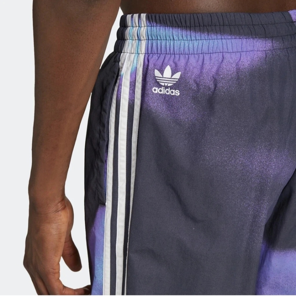 Adidas Originals Men's Yung Z Swim Board Shorts Size XL  3-STRIPES Quick Drying